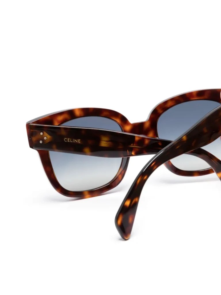 21514015_51522555_1000