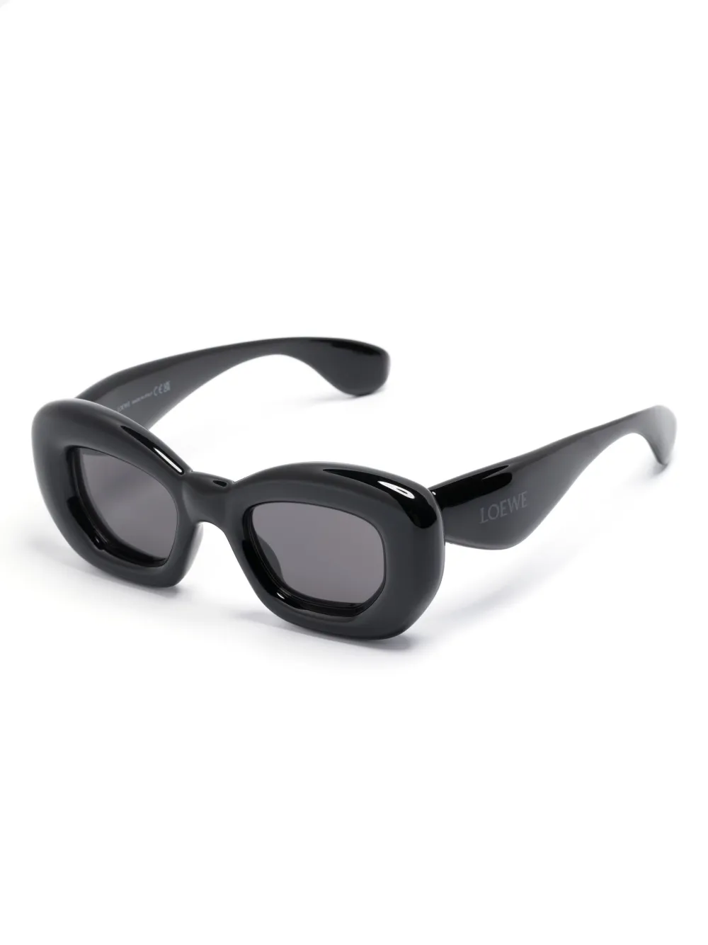 21788644_51948702_1000 (1)