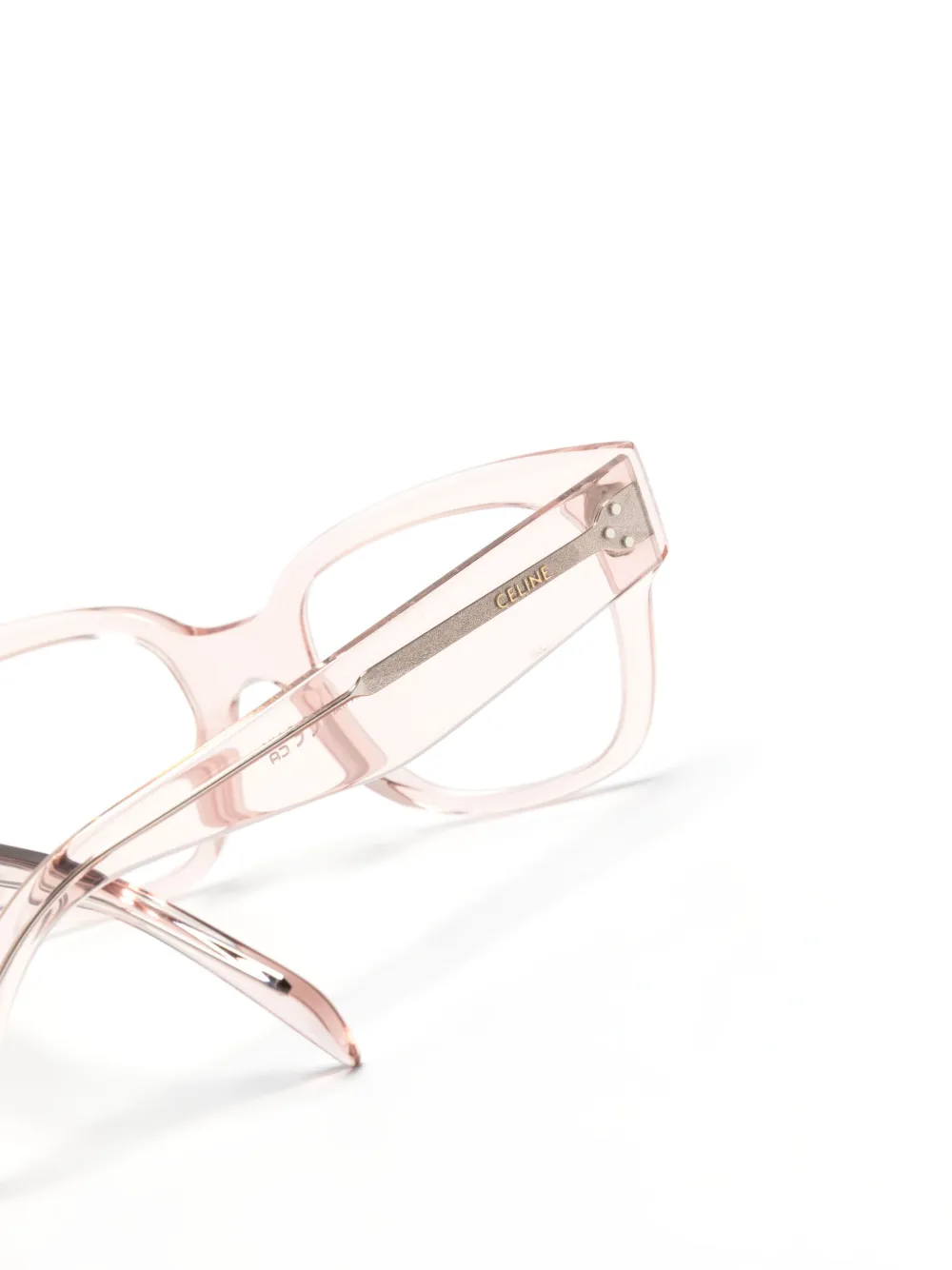 23720298_53717137_1000