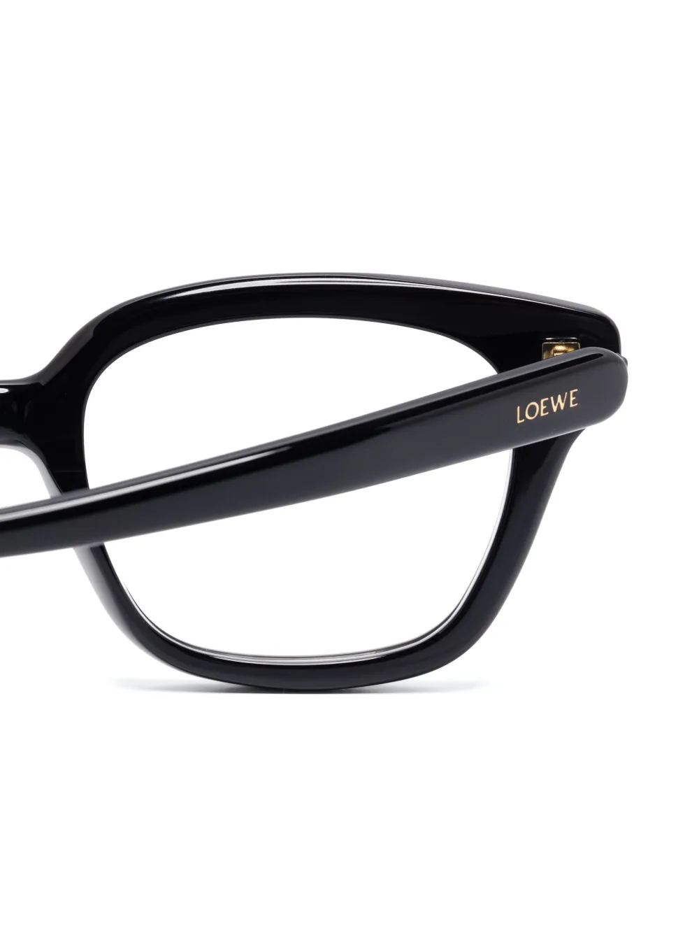 25729444_55923100_1000