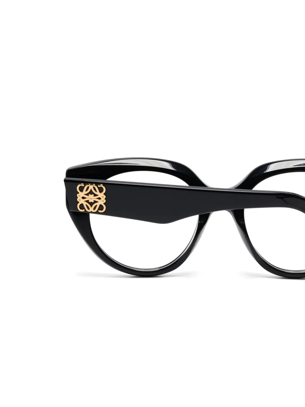 26662153_56475102_1000