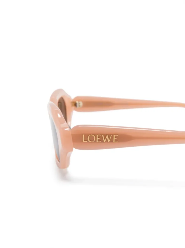 28452818_57869886_1000