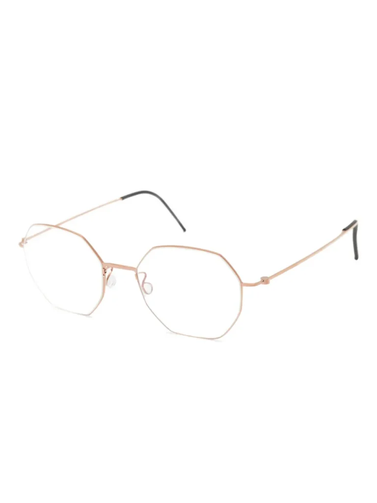 31658143_61956645_1000