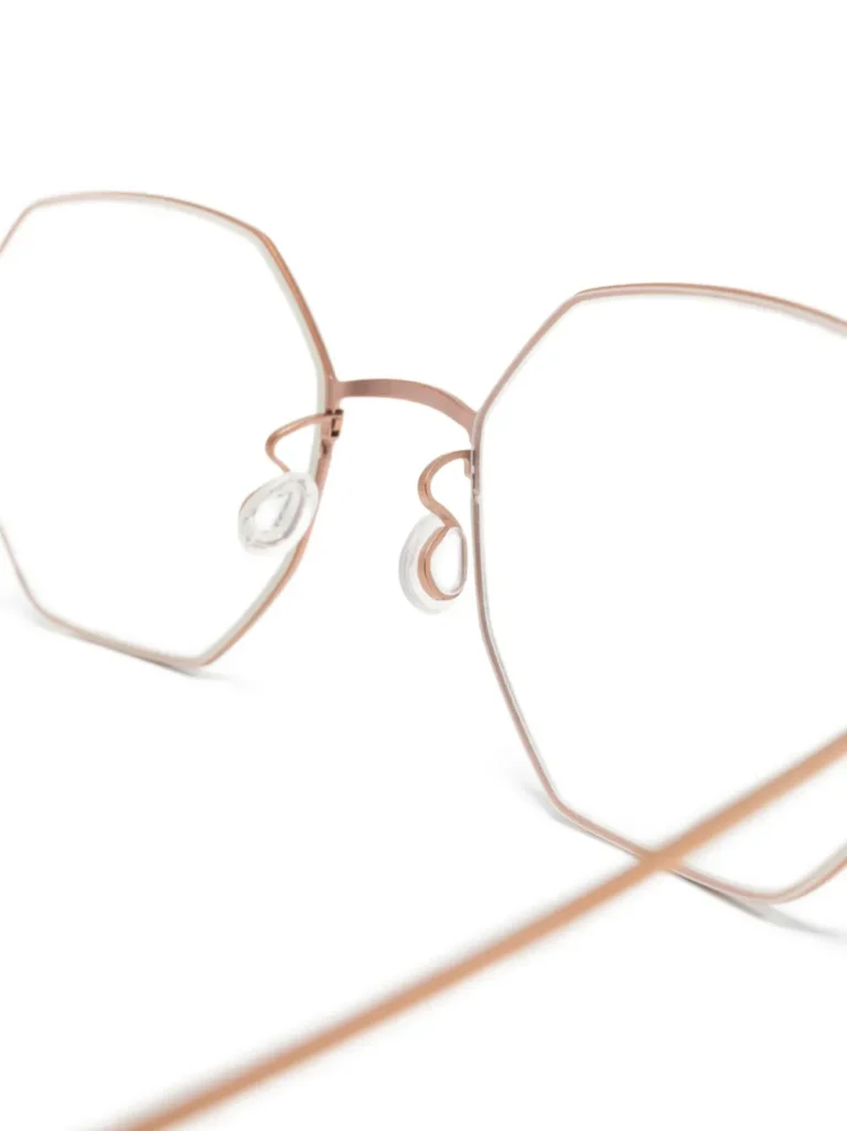 31658143_61989116_1000