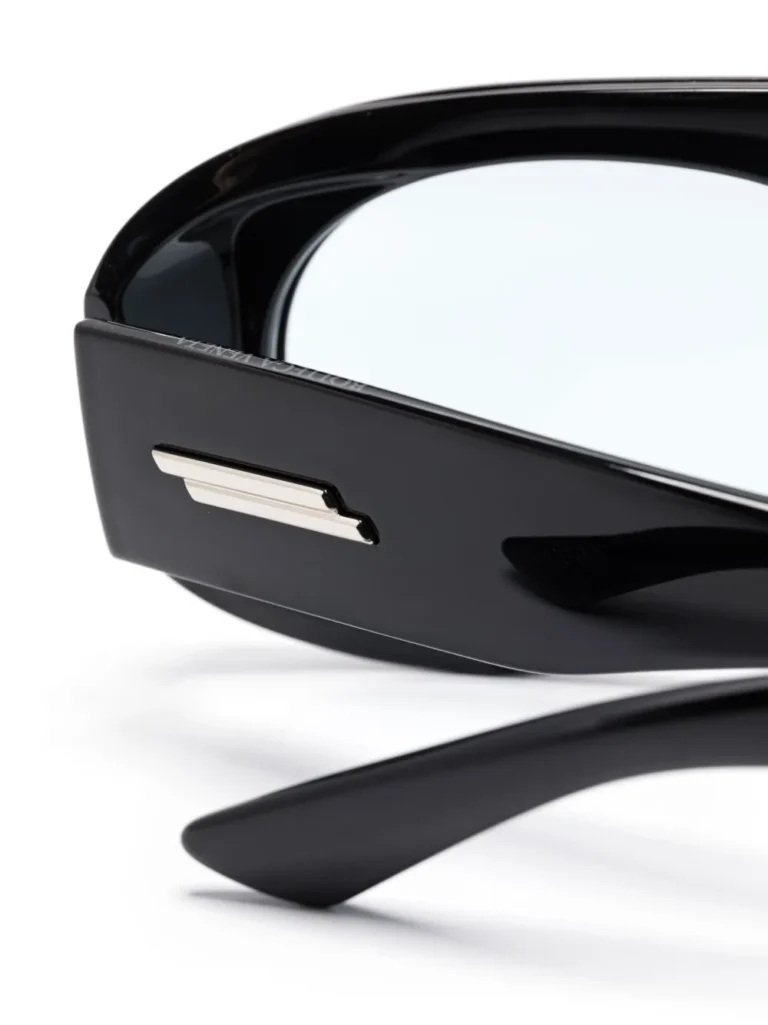 29641000_58911542_1000