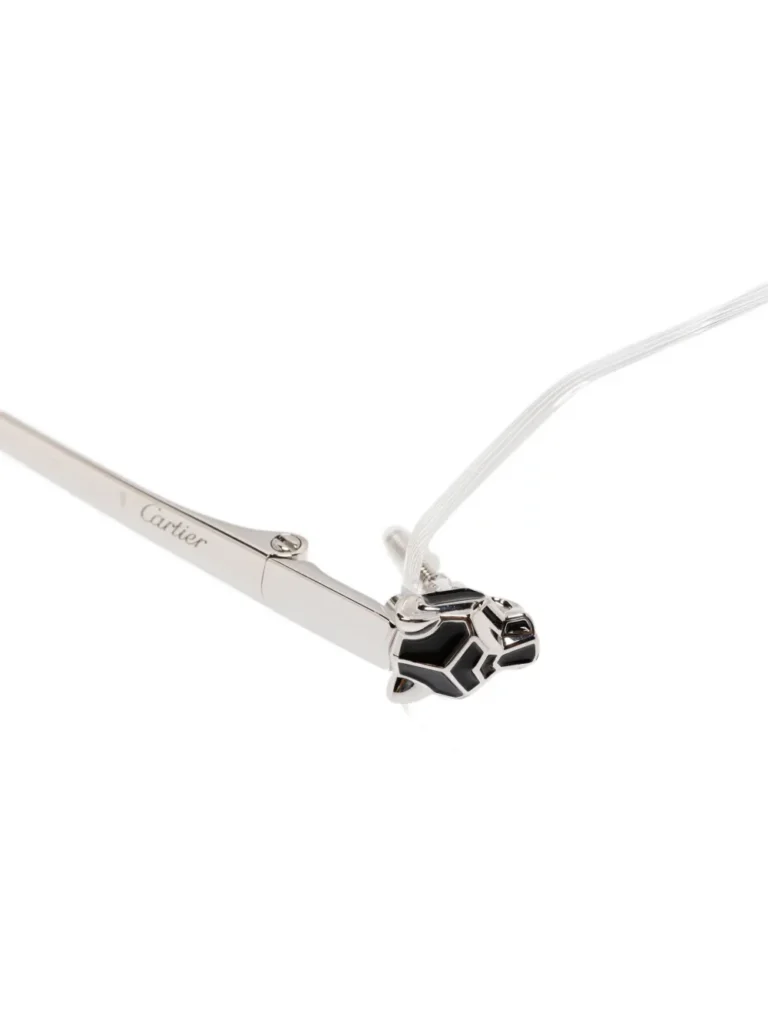 32042739_62109470_1000