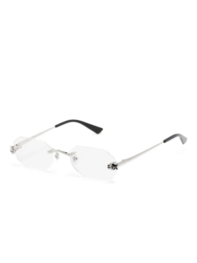 32042739_62232296_1000