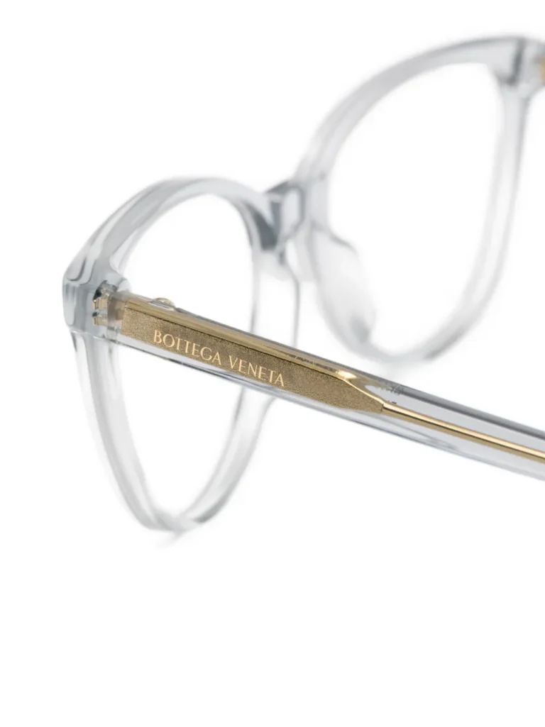 32571696_62902797_1000