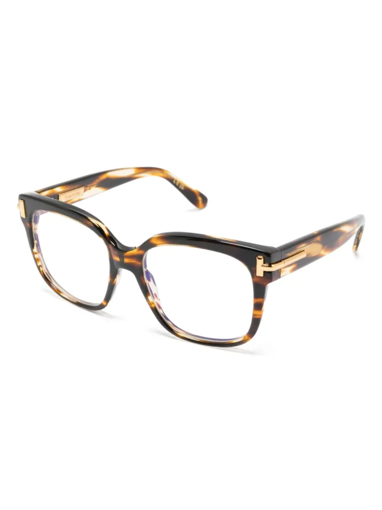 29822045_59332810_1000