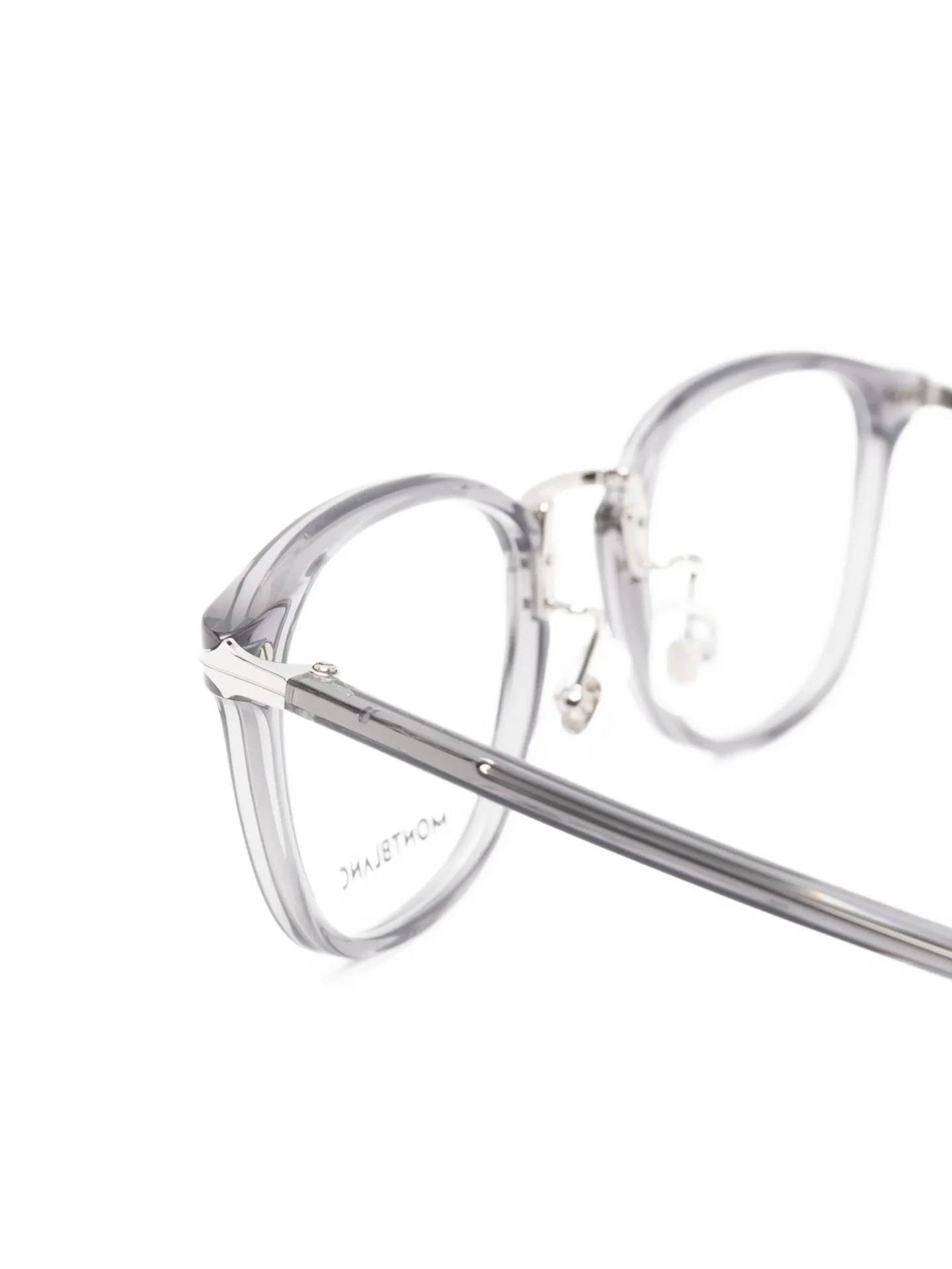 32690291_63088359_2048