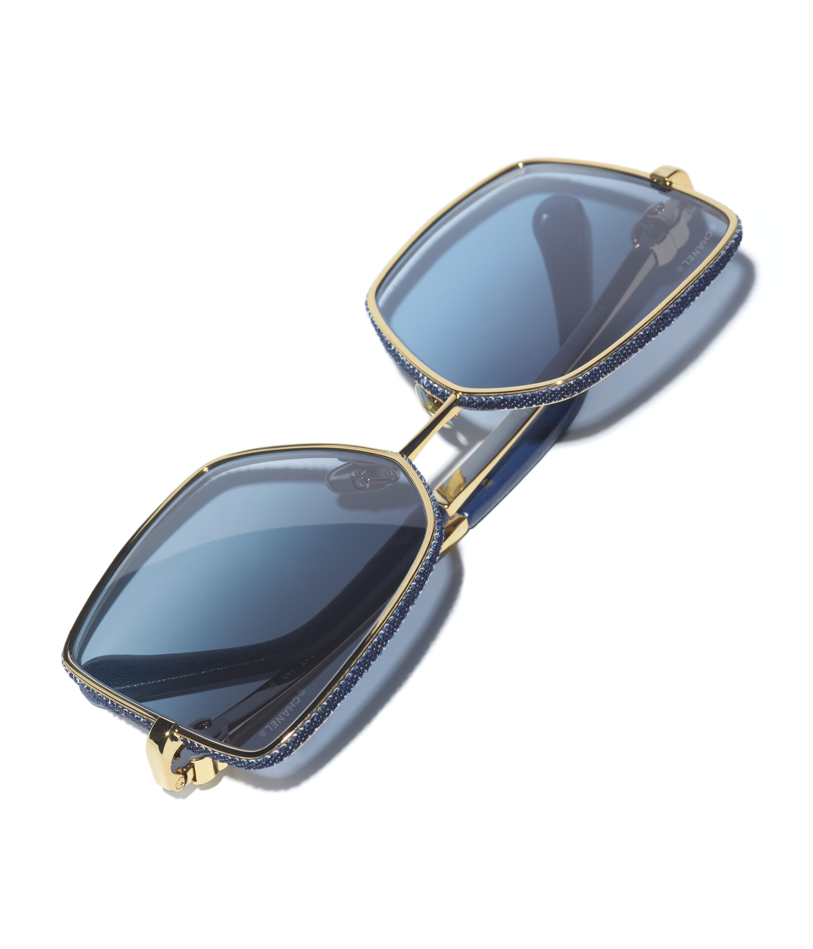 SUMMER25-A71693-X02610-L5221#CH4288Q-C125-S2-PDT_VIEW_4_conversion1