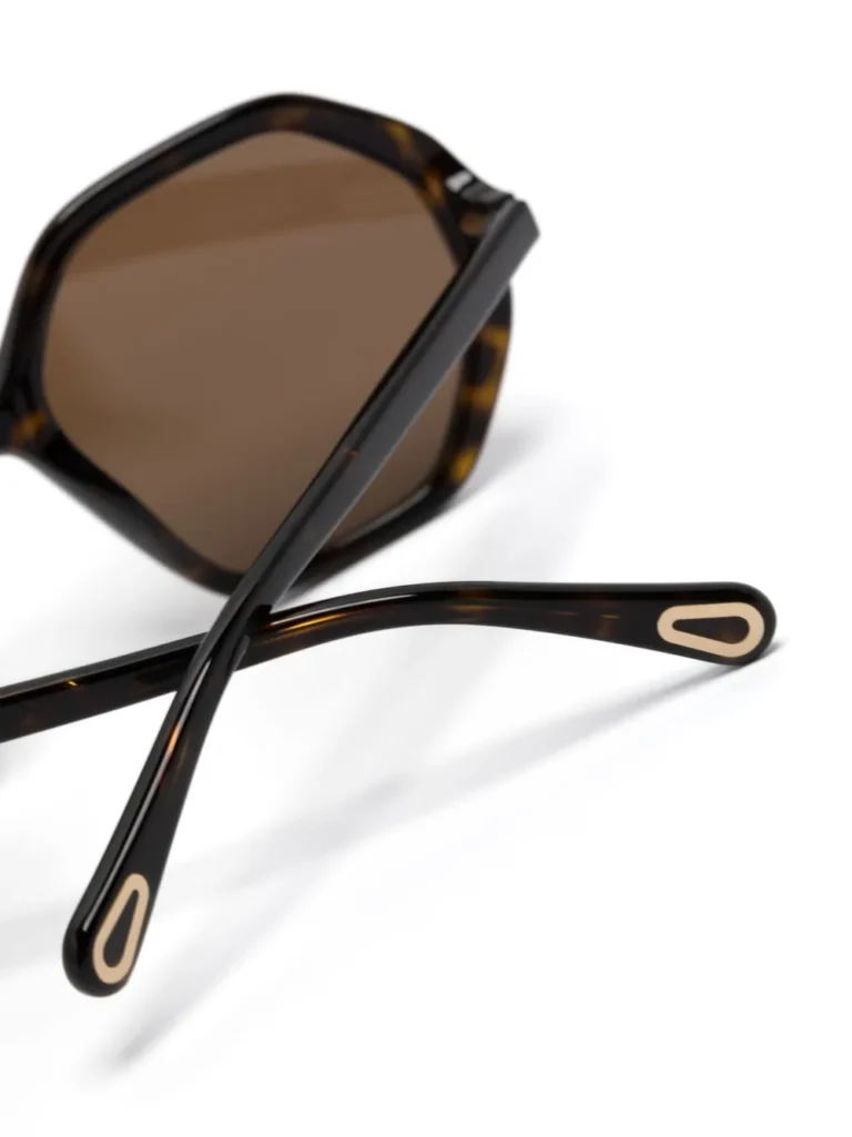 22862088_52962086_1000