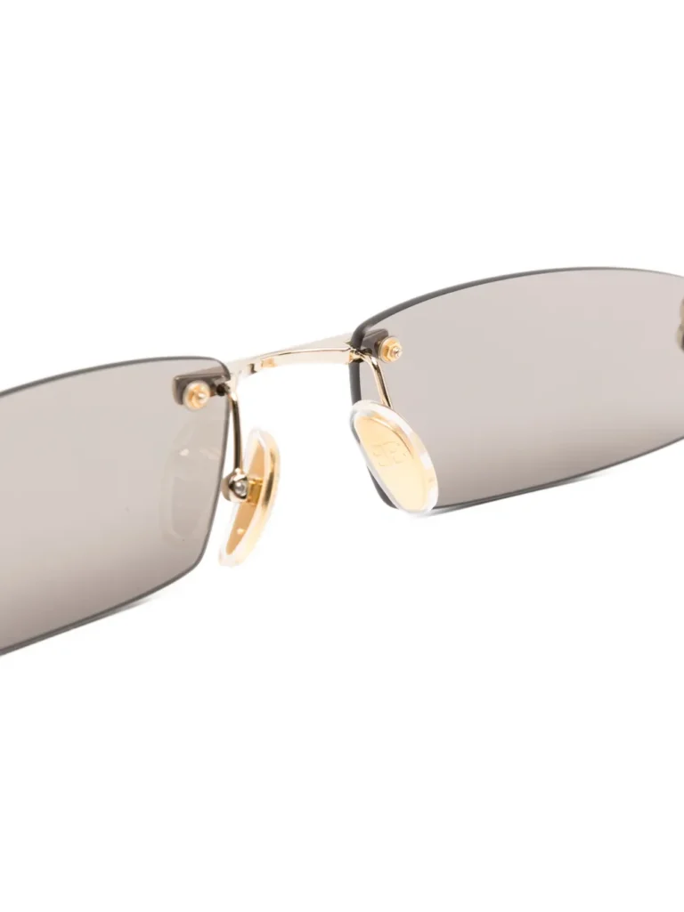 33245121_65490730_1000